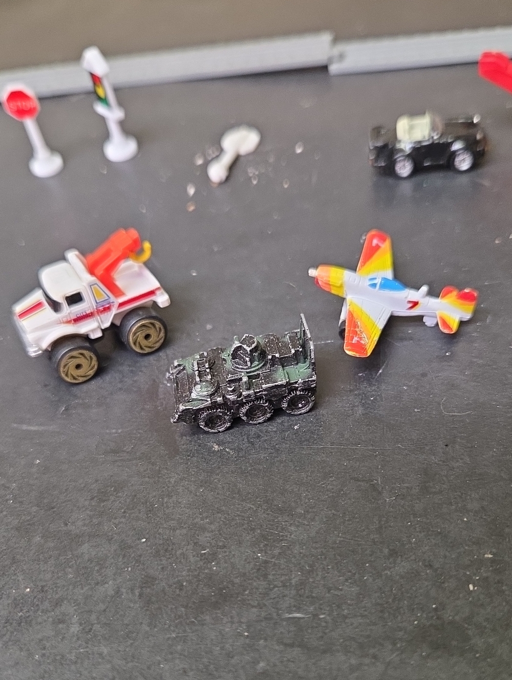 Micro Machine Vehicles, Tracks, Signs - Picture 3 of 7